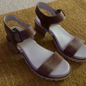 Bullboxer sandals